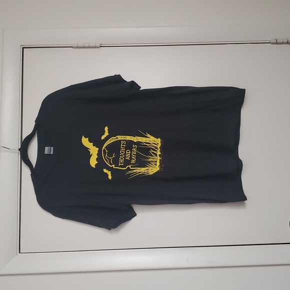 Unknown Tops - Independant Artist T-shirt From Salem, MA